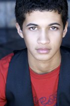 Jordan Fisher : jordan-fisher-1387024383.jpg