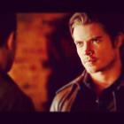 Josh Henderson : josh-henderson-1335842344.jpg