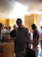 Josh Henderson : josh-henderson-1335855733.jpg