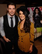 Josh Henderson : josh-henderson-1351017688.jpg