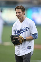 Josh Henderson : josh-henderson-1352664524.jpg