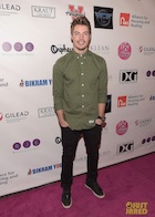 Josh Henderson : josh-henderson-1449710217.jpg