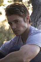 Josh Henderson : josh_henderson_1303493875.jpg