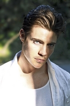 Josh Henderson : josh_henderson_1304026644.jpg