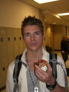 Josh Henderson : josh_henderson_1307479395.jpg