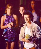 Josh Hutcherson : TI4U1380123756.jpg