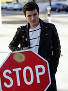 Josh Hutcherson : josh-hutcherson-1330551744.jpg