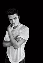 Josh Hutcherson : josh-hutcherson-1397684741.jpg