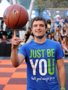 Josh Hutcherson : josh-hutcherson-1500177880.jpg