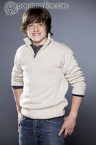 Josh Hutcherson : josh_hutcherson_1172503444.jpg