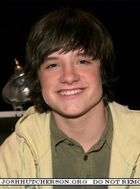 Josh Hutcherson : josh_hutcherson_1174149370.jpg