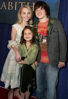 Josh Hutcherson : josh_hutcherson_1196895835.jpg