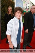 Josh Hutcherson : josh_hutcherson_1209513941.jpg