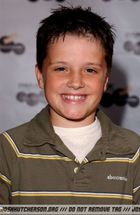 Josh Hutcherson : josh_hutcherson_1213571781.jpg