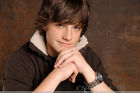 Josh Hutcherson : josh_hutcherson_1302639794.jpg