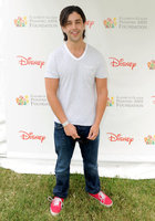 Josh Peck : josh-peck-1376184116.jpg