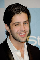 Josh Peck : josh-peck-1388761294.jpg