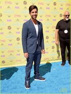 Josh Peck : josh-peck-1440264745.jpg