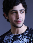 Josh Peck : josh_peck_1216932957.jpg