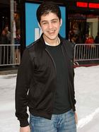 Josh Peck : josh_peck_1216932961.jpg