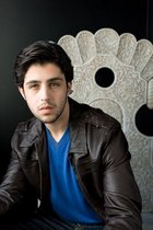 Josh Peck : josh_peck_1218116329.jpg