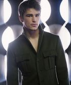 Josh Hartnett : joshhart_1194121290.jpg