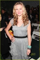 Julia Stiles : julia_stiles_1266480841.jpg