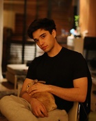 Julian Serrano : julian-serrano-1559442602.jpg