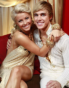 Julianne Hough : TI4U1376470687.jpg