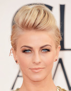 Julianne Hough : julianne-hough-1360393878.jpg