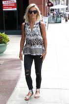 Julianne Hough : julianne-hough-1445836466.jpg