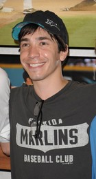 Justin Long : justin_long_1282224016.jpg