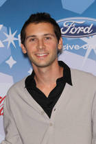 Justin Berfield : justinb_1298821442.jpg