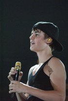 Justin Bieber : justin-bieber-1311969921.jpg