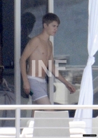 Justin Bieber : justin-bieber-1312225764.jpg