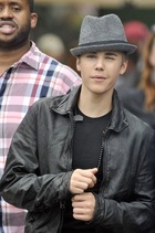 Justin Bieber : justin-bieber-1315420497.jpg