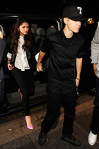 Justin Bieber : justin-bieber-1320857060.jpg