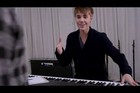 Justin Bieber : justin-bieber-1321416479.jpg