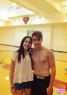 Justin Bieber : justin-bieber-1334686015.jpg