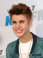 Justin Bieber : justin-bieber-1336957375.jpg