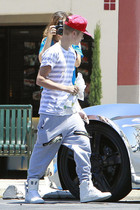 Justin Bieber : justin-bieber-1341189007.jpg