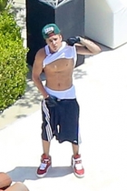 Justin Bieber : justin-bieber-1369757790.jpg