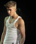 Justin Bieber : justin-bieber-1372476769.jpg