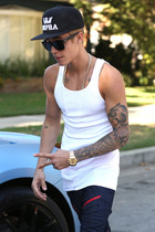 Justin Bieber : justin-bieber-1377387161.jpg