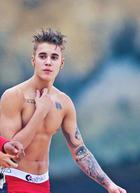 Justin Bieber : justin-bieber-1385731391.jpg