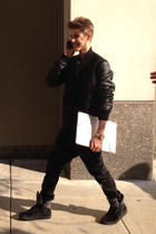 Justin Bieber : justin-bieber-1391009509.jpg