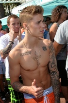 Justin Bieber : justin-bieber-1407027258.jpg