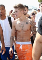 Justin Bieber : justin-bieber-1407027268.jpg