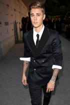 Justin Bieber : justin-bieber-1411827940.jpg