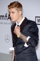 Justin Bieber : justin-bieber-1429886701.jpg